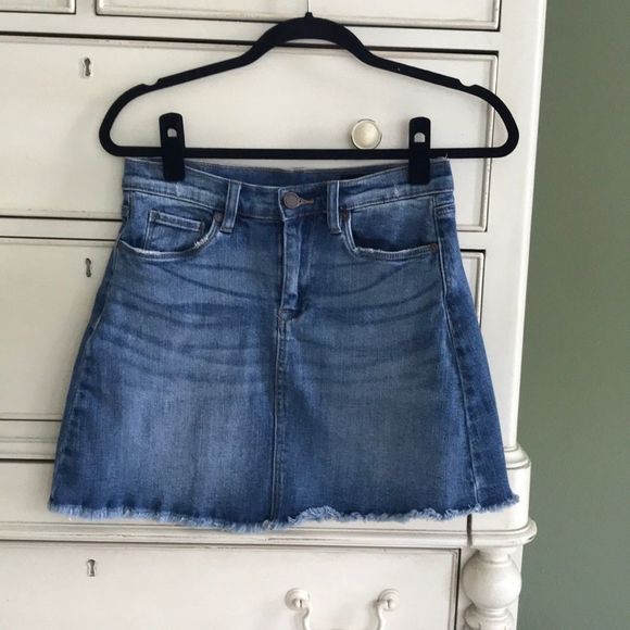 Blank NYC Dresses & Skirts - BlankNYC Raw hem denim skirt size 26